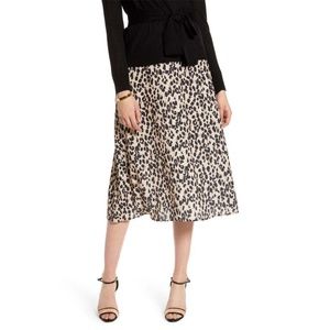 NWOT Socialite Women Leopard Skirt